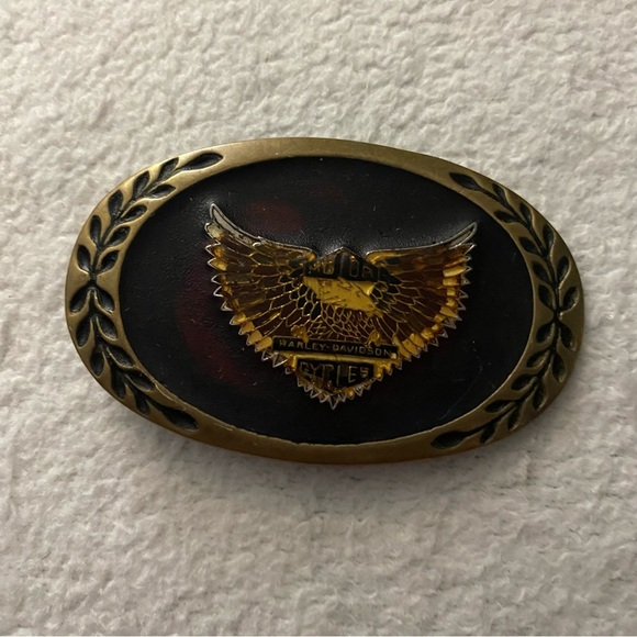 Batch Of Three Vintage Belt Buckles Including Brass Harley Davidson - Picture 4 of 7